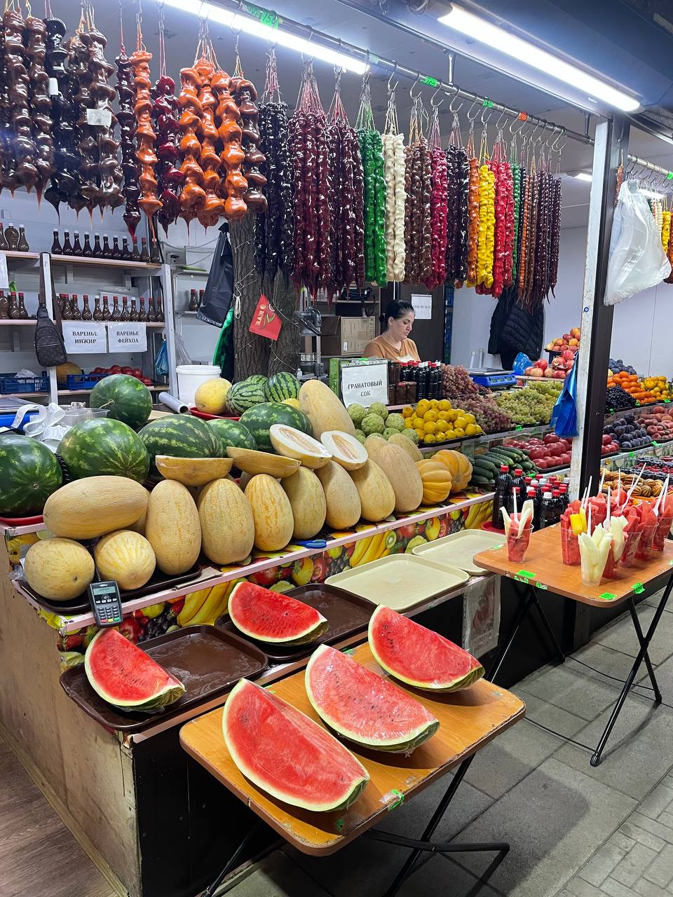 photo_5399834164334814839_y