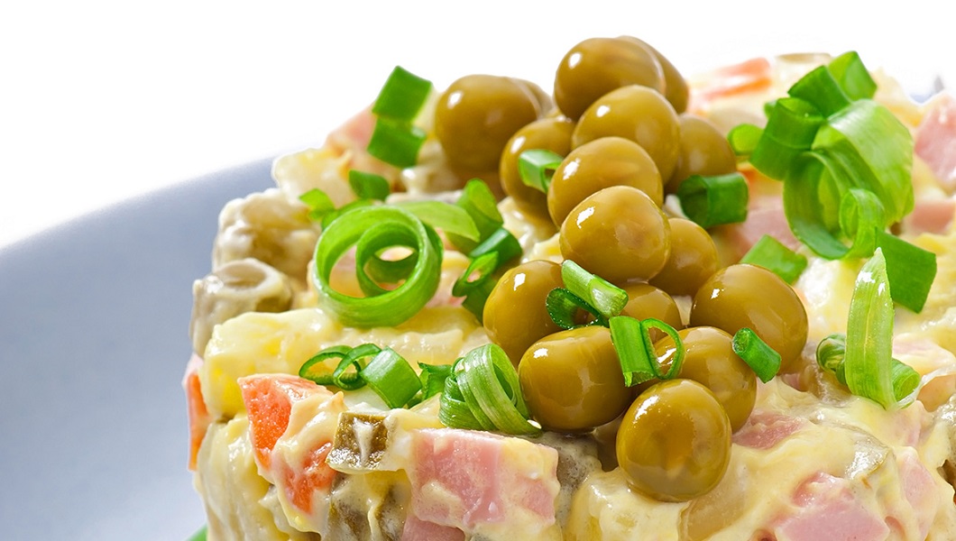 7 оливье из ресторанов Красноярска — от классики до готики