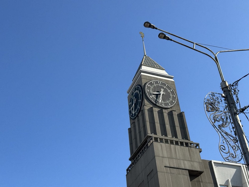 photo_5310232582375468634_y