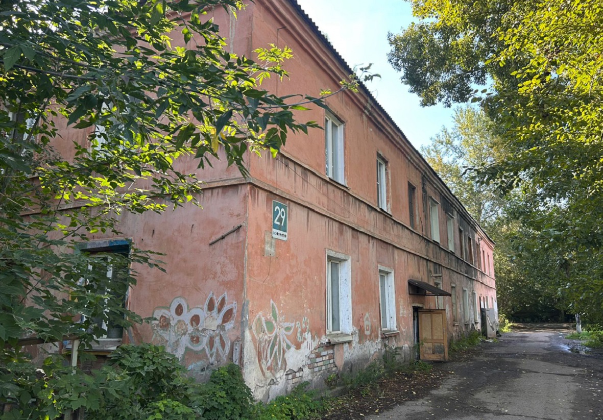 Avarijnoe-zhile_0825-6