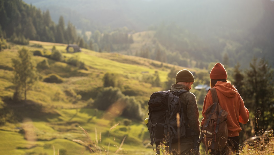 rural-travelers-exploring-surroundings-together-1