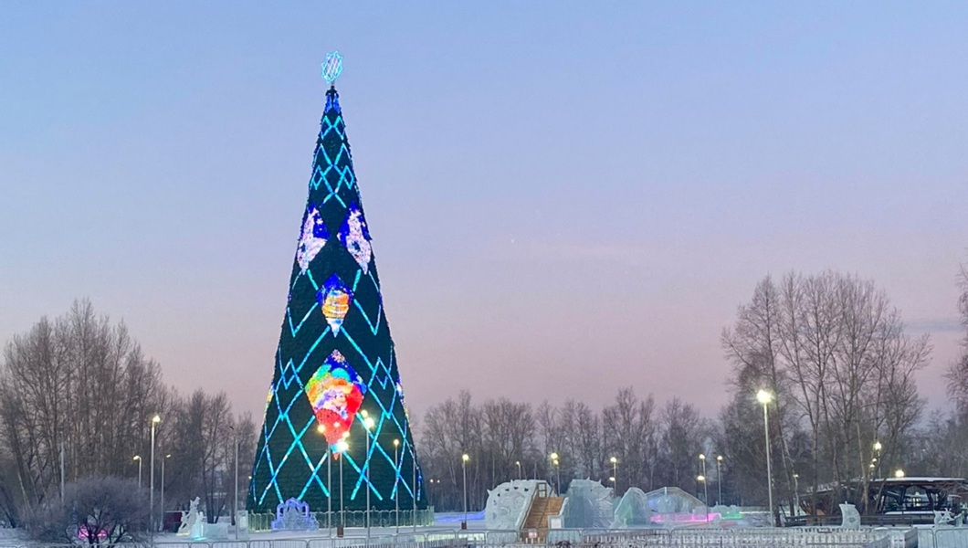Когда откроют главную ёлку Красноярска