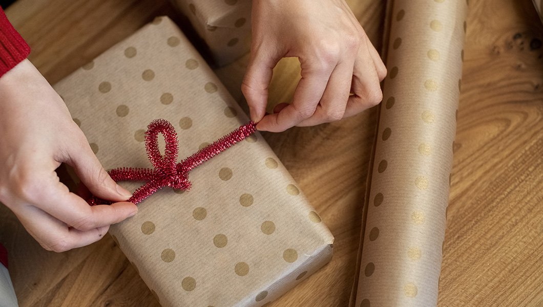 Быстро и легко: топ-5 идей, как красиво упаковать новогодний подарок