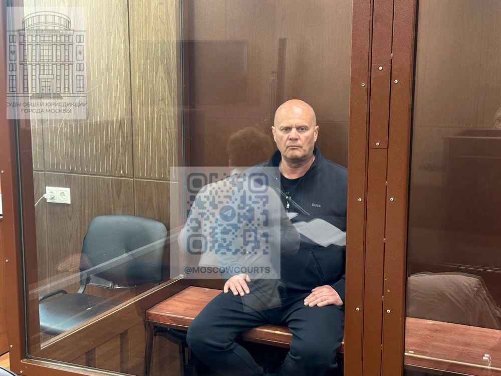 photo_5350803732511718142_y-1-1-1