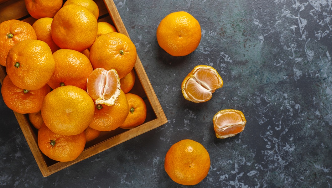 Fresh juicy clementine mandarins.