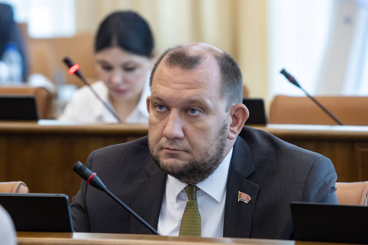 photo_5193000487958476359_y